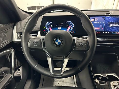 Used 2025 BMW X1 xDrive28i image 18