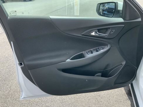 Used 2024 Chevrolet Malibu LT image 20