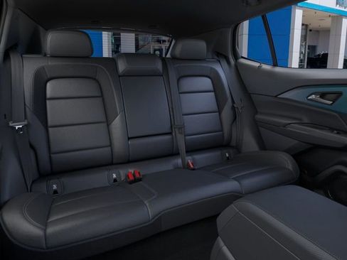 New 2026 Chevrolet Equinox EV LT image 17