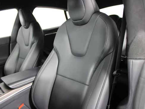 Used 2022 Tesla Model S AWD/4WD image 10