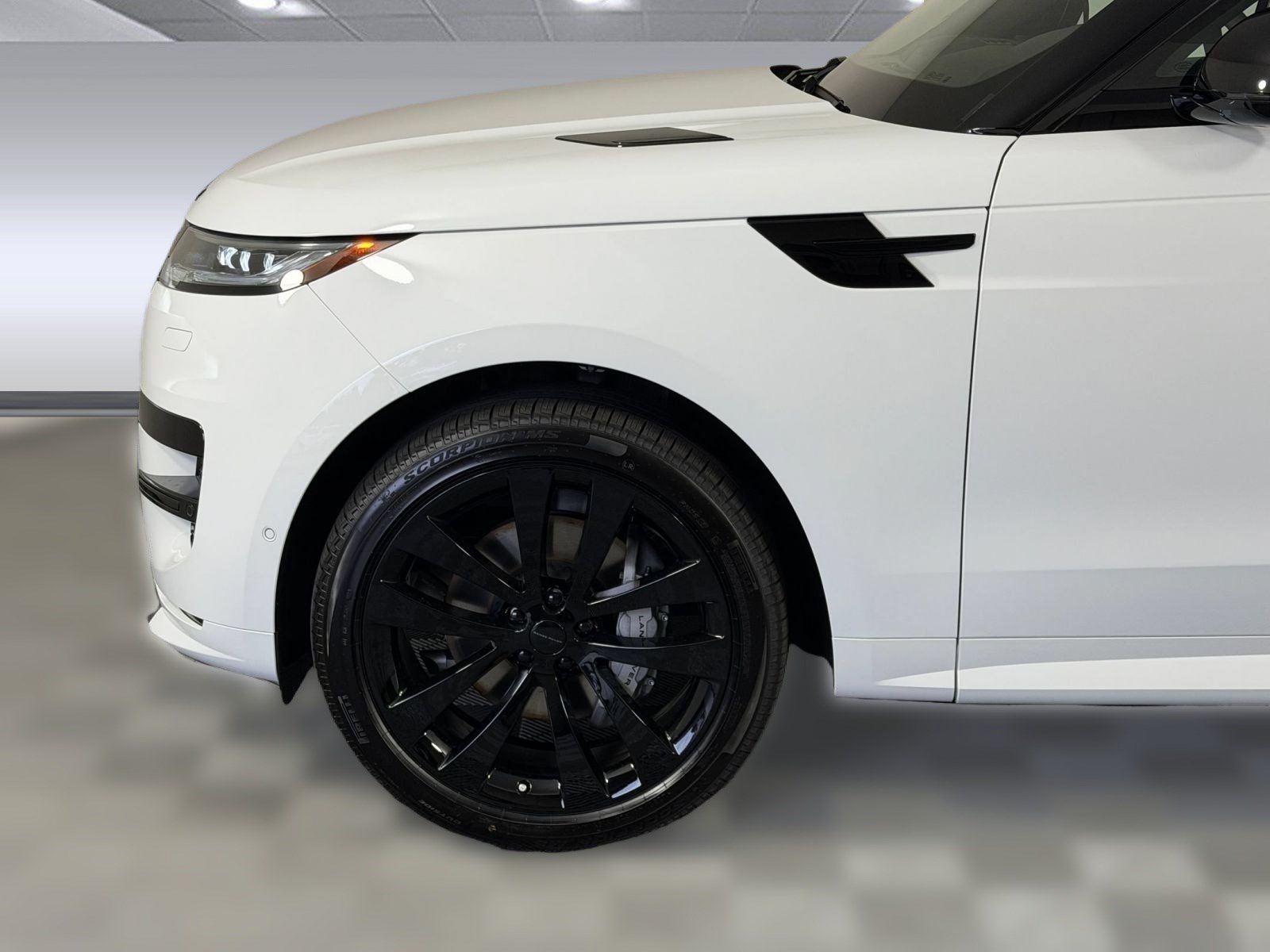 New 2026 Land Rover Range Rover Sport Dynamic SE AWD/4WD image 12