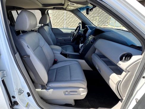 Used 2011 Honda Pilot EX-L image 36