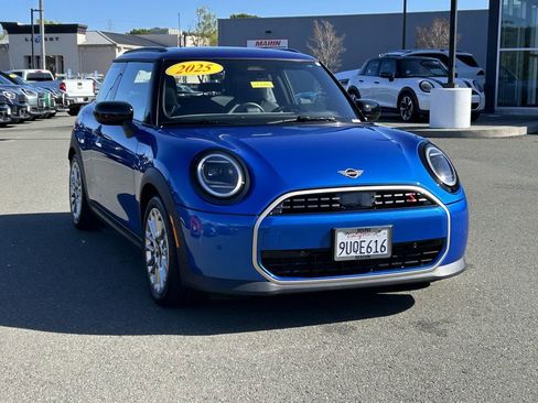 Used 2025 MINI Cooper S image 7