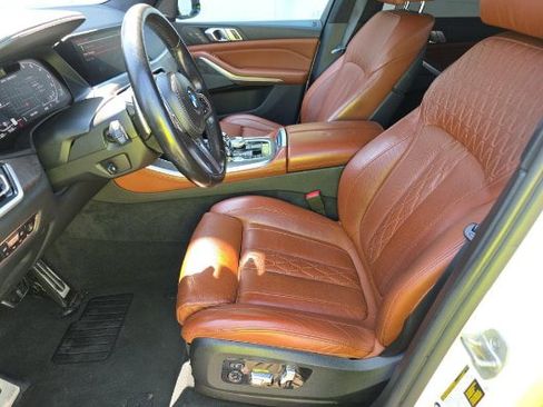Used 2021 BMW X5 M50i w/ Executive Package AWD/4WD image 4