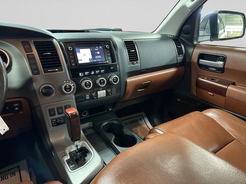 Used 2014 Toyota Sequoia Platinum AWD/4WD image 21