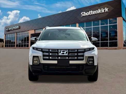 Used 2025 Hyundai Santa Cruz SEL image 2