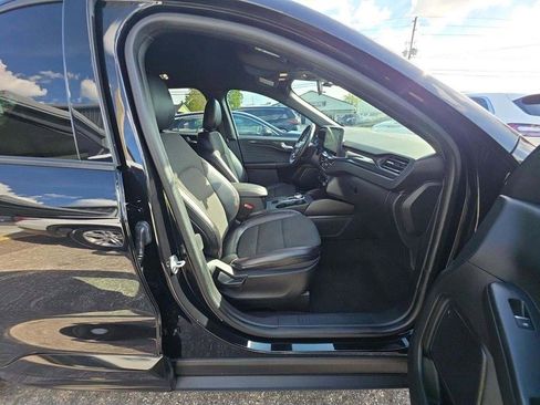 Used 2023 Ford Escape ST-Line w/ Tech Pack #1 image 6