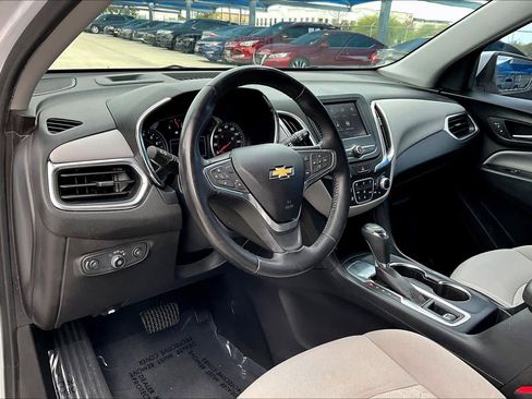 Used 2020 Chevrolet Equinox LT image 17