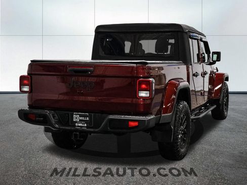 Used 2021 Jeep Gladiator Sport AWD/4WD image 7