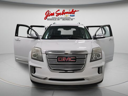 Used 2017 GMC Terrain Denali FWD image 3