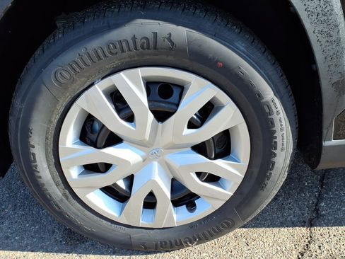 New 2026 Toyota Corolla Cross L image 4