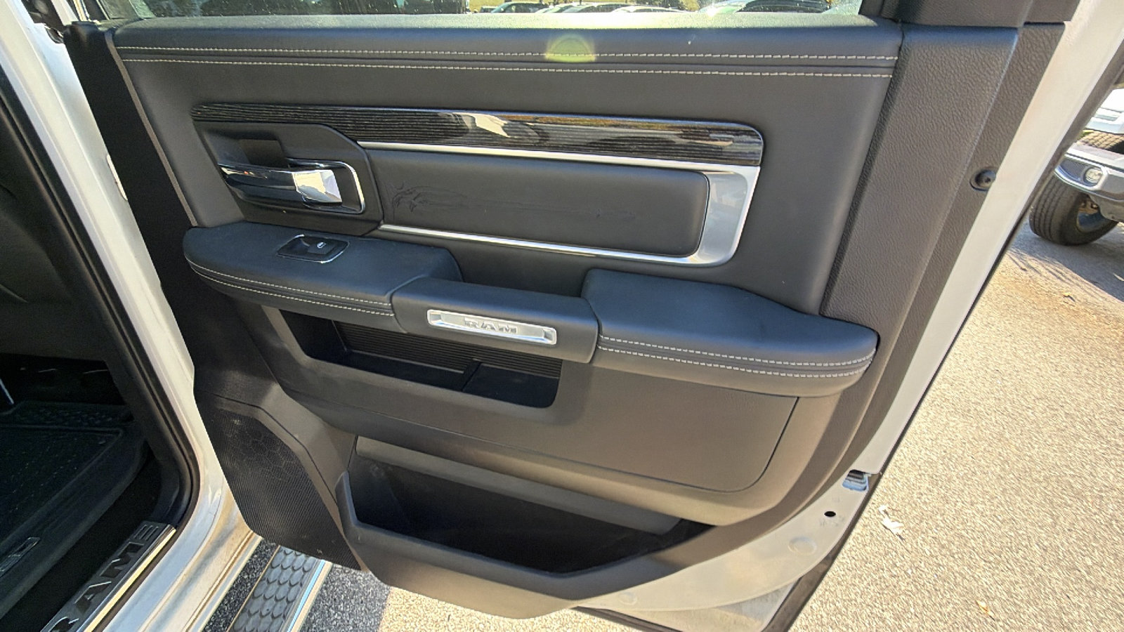 Used 2018 RAM 1500 Limited AWD/4WD image 20