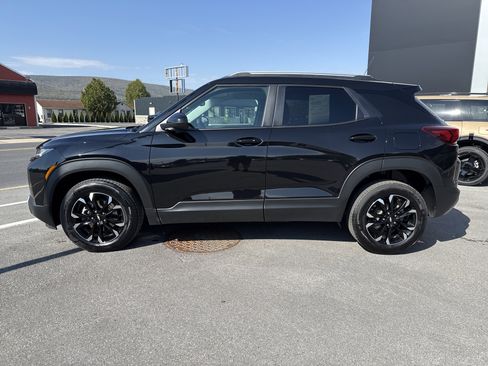 Used 2023 Chevrolet TrailBlazer LT w/ Convenience Package AWD/4WD image 7