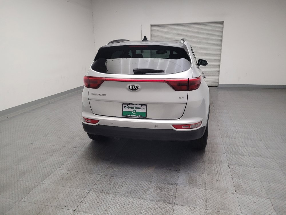 Used 2019 Kia Sportage EX w/ Option Group 040 AWD/4WD image 7