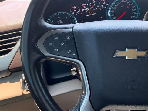 Used 2016 Chevrolet Suburban LTZ RWD image 23