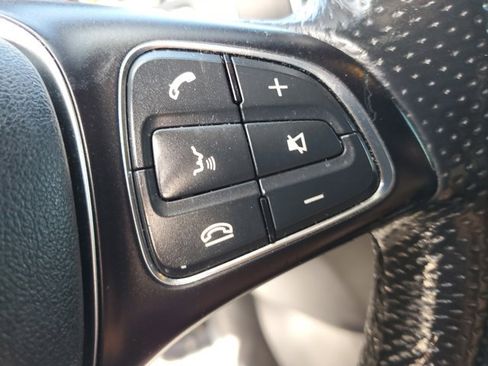 Used 2018 Mercedes-Benz GLE 350 image 27