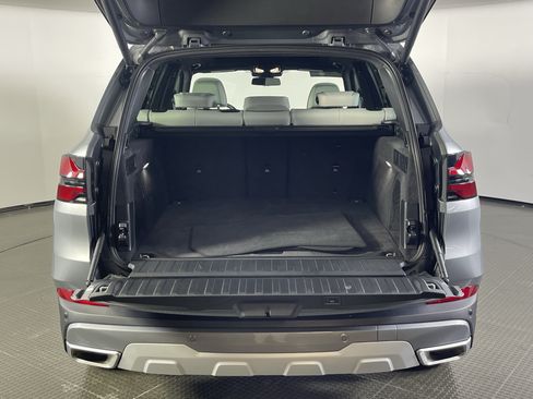 Used 2026 BMW X5 xDrive40i AWD/4WD image 8