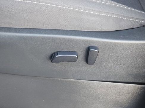 Used 2023 Nissan Frontier SV w/ Midnight Edition Package image 12