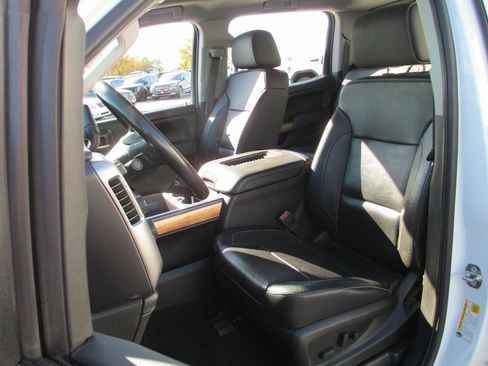 Used 2017 Chevrolet Silverado 1500 LTZ w/ Sport Package image 19