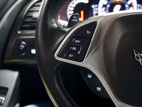 Used 2015 Chevrolet Corvette Z06 w/ 3LZ Preferred Equipment Group image 22