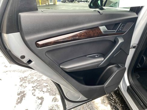 Used 2019 Audi Q5 2.0T Premium Plus w/ Premium Plus Package image 33