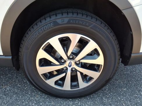 Used 2020 Subaru Outback Premium AWD/4WD image 16
