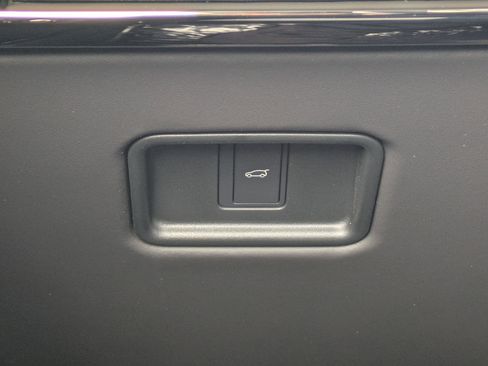 New 2026 Land Rover Range Rover Sport Dynamic SE image 18