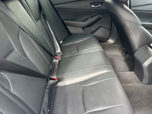 Used 2024 Honda Accord Sport image 30