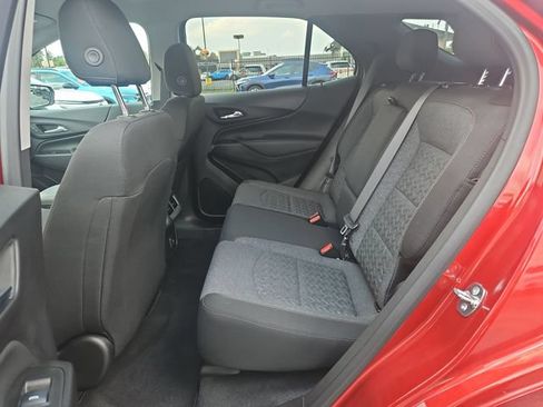 Used 2024 Chevrolet Equinox LT FWD image 25