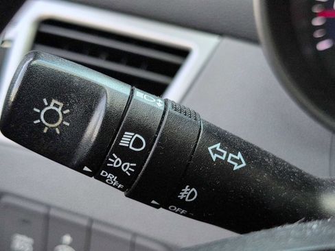 Used 2013 Hyundai Elantra GLS w/ Preferred Pkg image 26