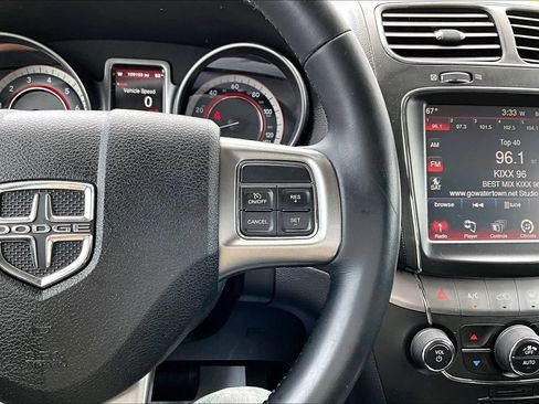 Used 2018 Dodge Journey Crossroad AWD/4WD image 12