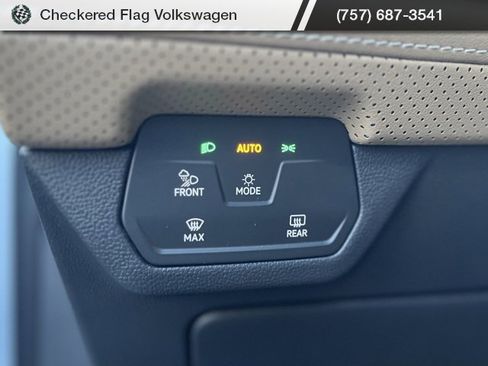 New 2026 Volkswagen Atlas SE image 18