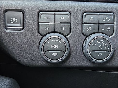 New 2026 Chevrolet Silverado 1500 LT Trail Boss w/ LT Trail Boss Premium Package AWD/4WD image 21