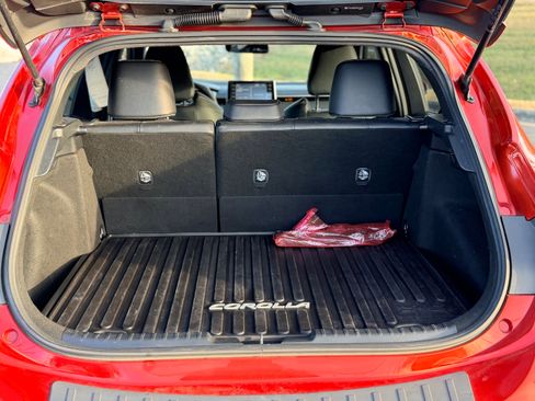 Used 2019 Toyota Corolla SE image 9