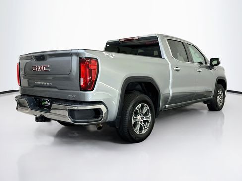 Used 2025 GMC Sierra 1500 SLT AWD/4WD image 9