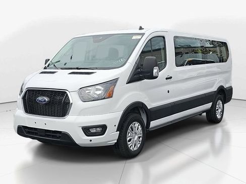 Used 2025 Ford Transit 350 XLT RWD image 7