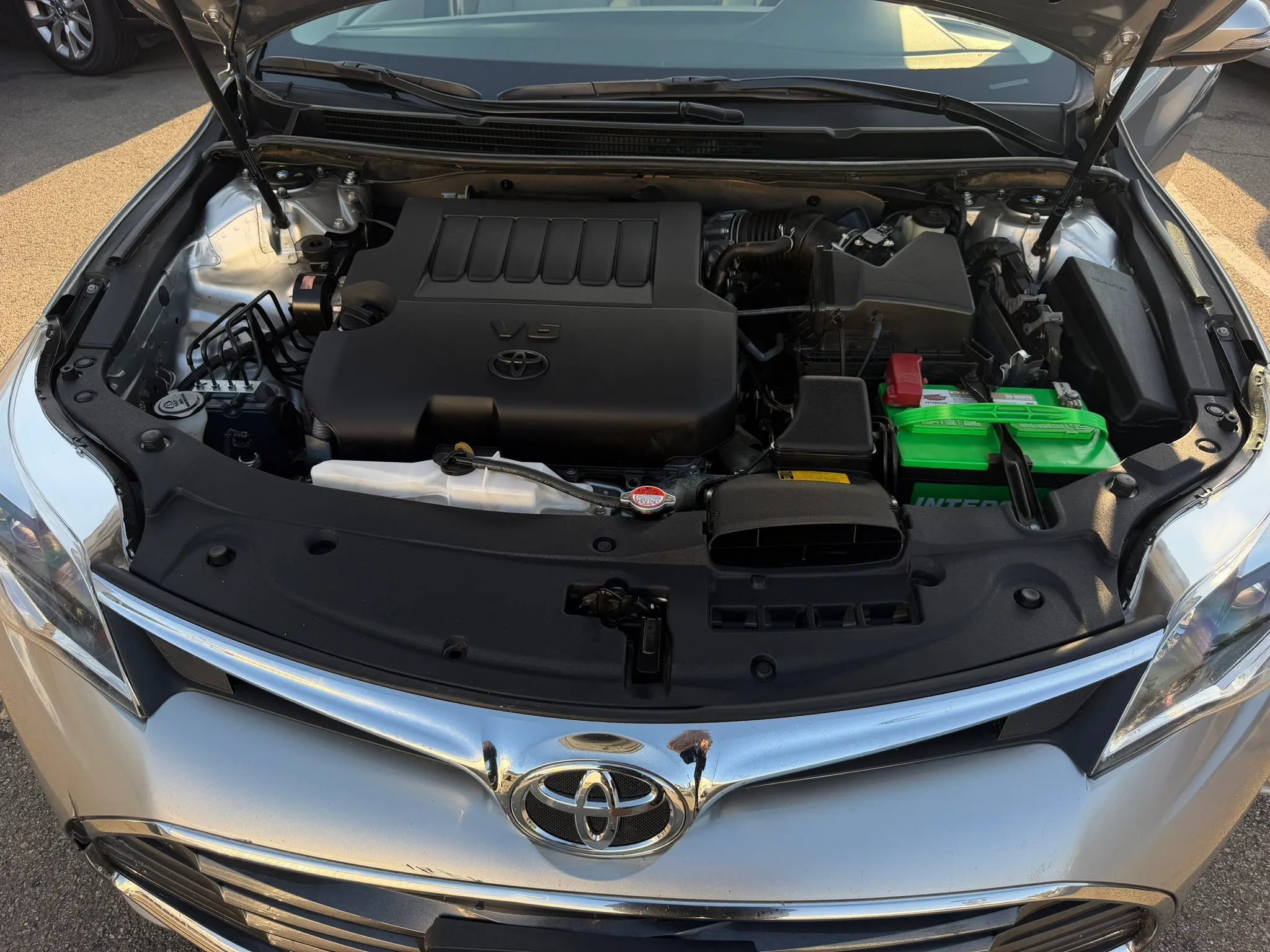 Used 2016 Toyota Avalon XLE FWD image 21