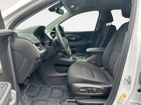 Used 2022 GMC Terrain SLE w/ Driver Convenience Package image 15