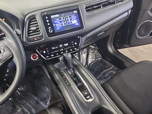 Used 2022 Honda HR-V EX image 24