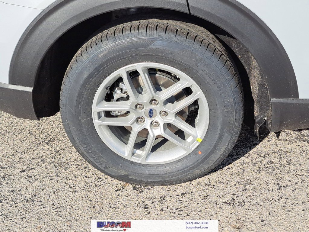 New 2026 Ford Explorer Active w/ Active Comfort Package RWD image 5