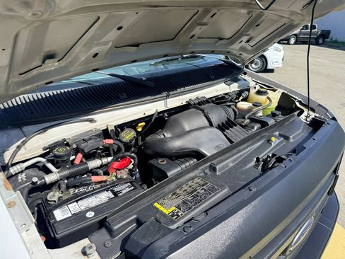 Used 2013 Ford E-150 and Econoline 150 image 26