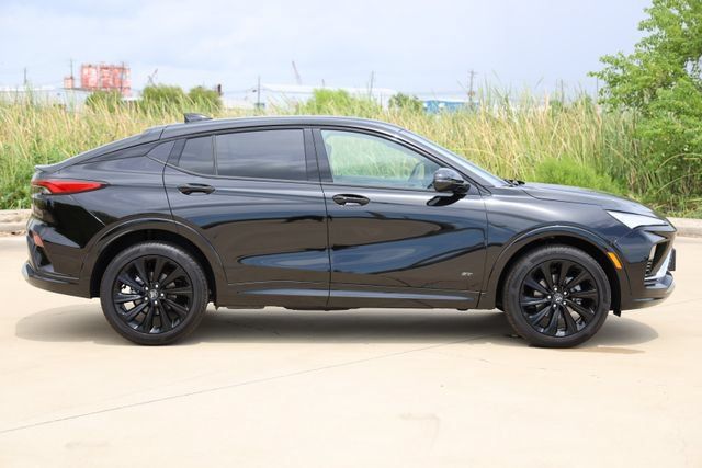 New 2026 Buick Envista Sport Touring w/ Convenience I Package FWD image 4