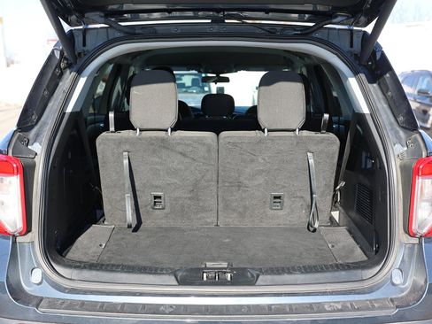 Certified 2023 Ford Explorer XLT image 14