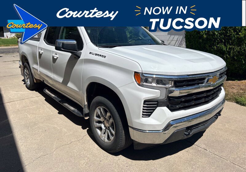 Used 2023 Chevrolet Silverado 1500 LT AWD/4WD image 1