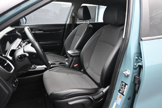 Used 2025 Kia Seltos S FWD image 4