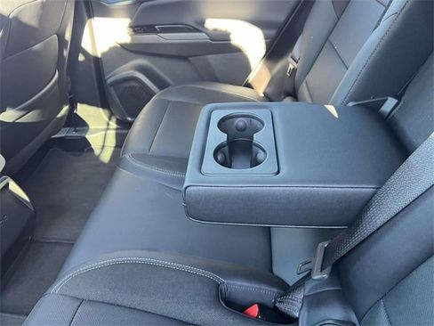 Used 2025 Chevrolet Equinox EV LT w/ Convenience Package image 16