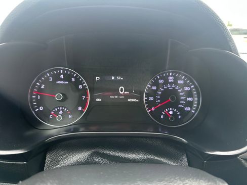 Used 2024 Kia Forte LXS FWD image 15