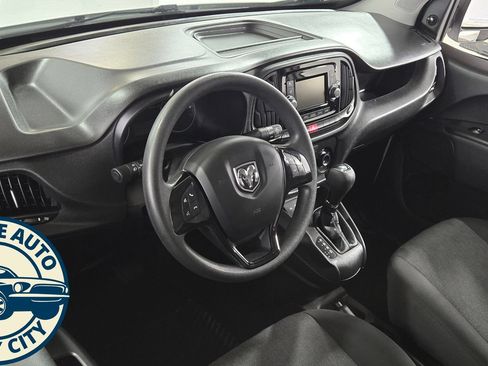 Used 2022 RAM ProMaster City Tradesman FWD image 10