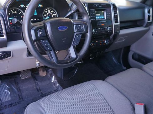 Used 2016 Ford F150 XLT AWD/4WD image 10