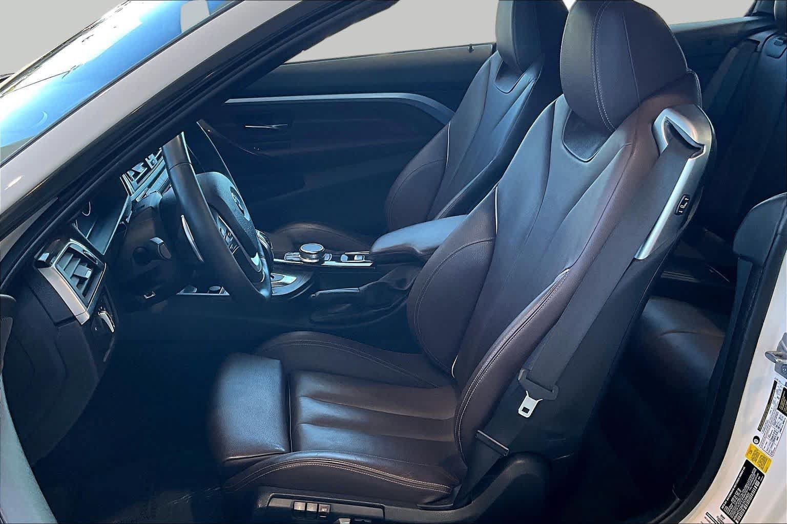 Used 2020 BMW 430i Convertible w/ M Sport Package RWD image 7